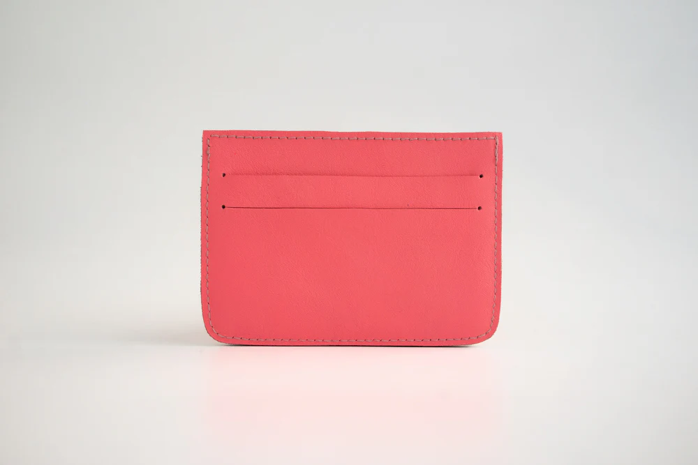 Kalinga (White) Leather Card Holder - Image 4