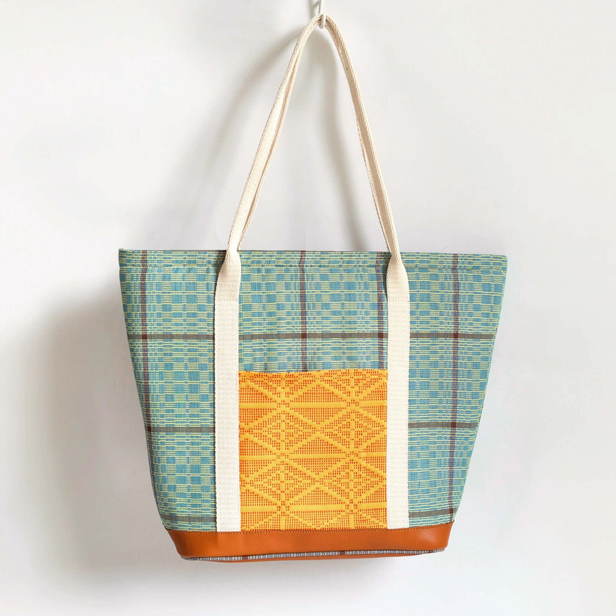 Malaya Carryall in Tan - Image 4